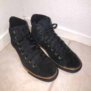 Converse all star chuck black suede and gum sole mens size 9 hi top